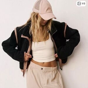 Free People Movement Courtside Fleece black & tan sz.small
